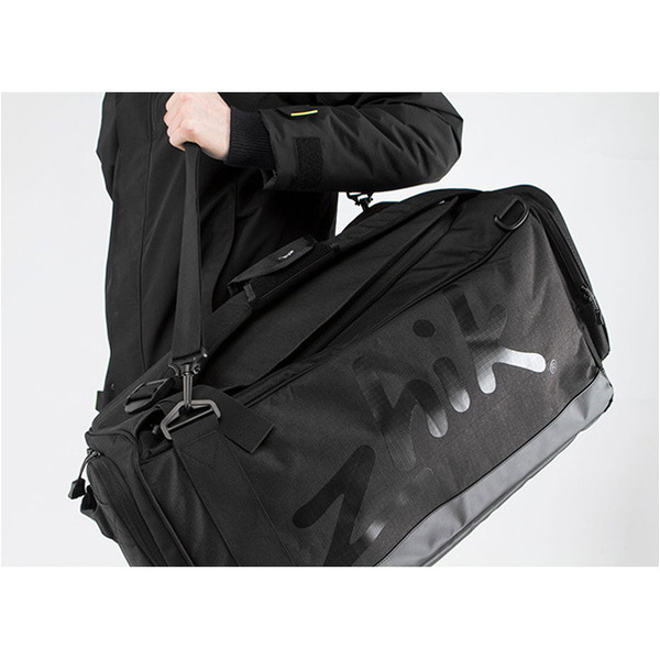 2026 Zhik Regatta Taske + Gratis 25l Dry Taske Sort Taske160