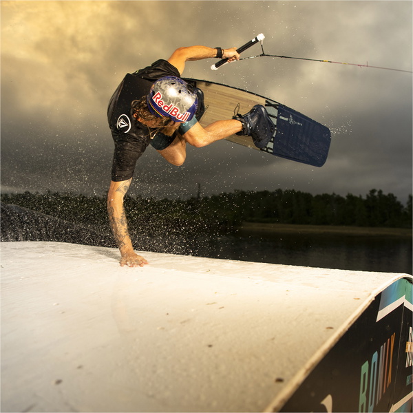 2022 Ronix Kinetik Project Springbox 2 Kabel Wakeboard 22220 - Navy / Grå / Sort
