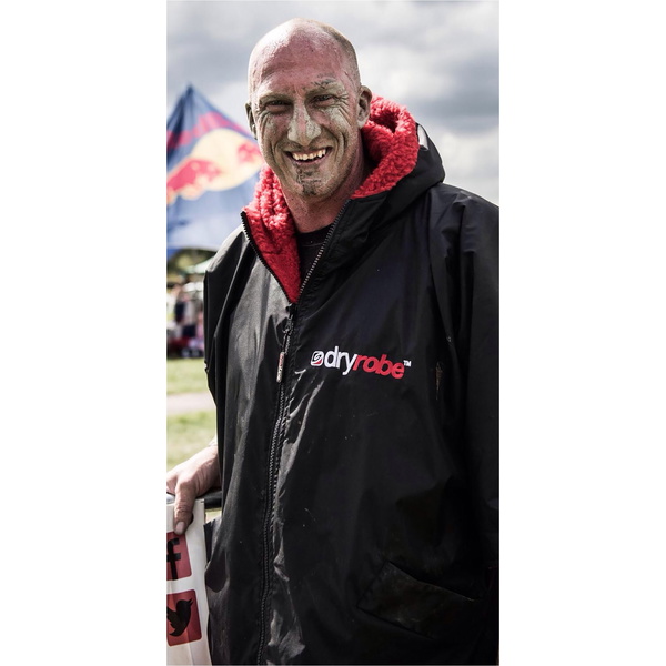 Dryrobe Advance Kortærmet Change Robe DR100 - Black / Rød