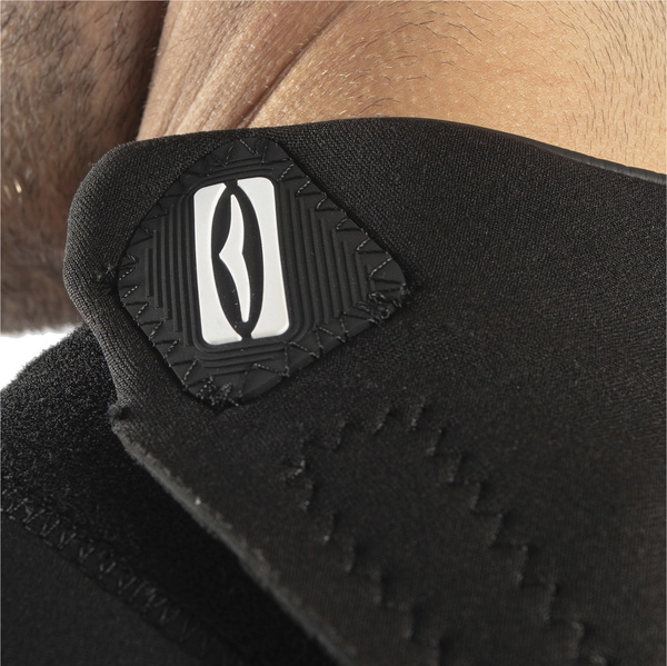 2025 Generøs Mand Response 5/3mm Gbs Back Zip Våddragt Re1213-c1 - Navy / Sort