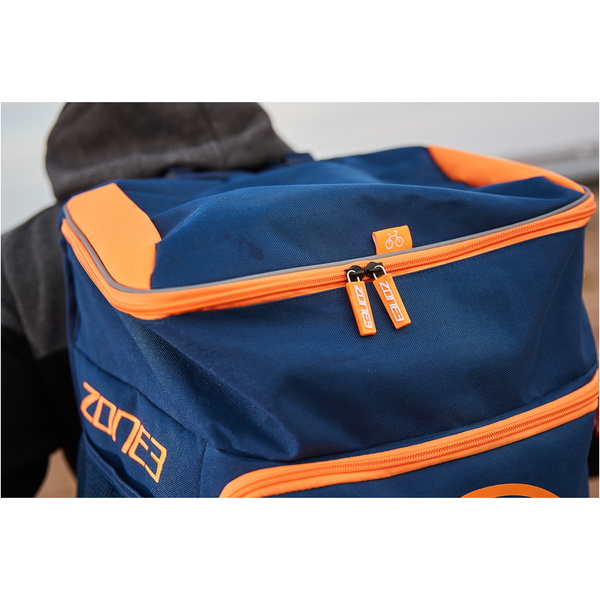 2026 Zone3 Overgang 40L Rygspæk RA18TRAN - Navy / Orange