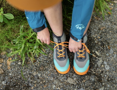 Palm Gradient 3.0 boot in Sherbet and Turquoise, showing the Vibram Idrogrip sole and neoprene ankle collar